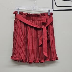 Elegant Wpmen Red Pleated Skirt L